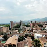 Cerca Barrio Laureles
